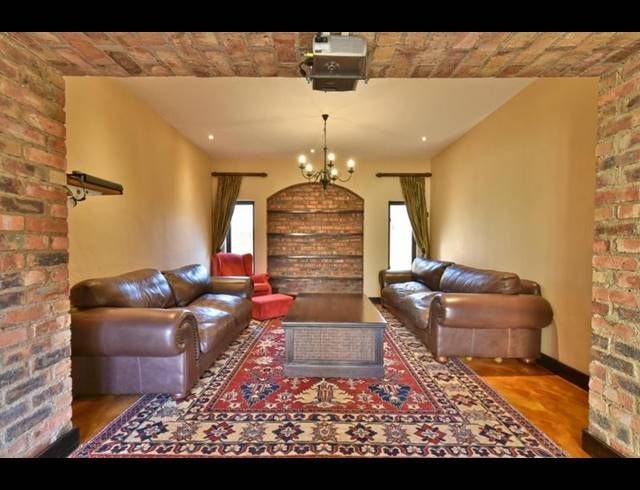 4 BEDROOM HOUSE FOR SALE IN NORTHCLIFF